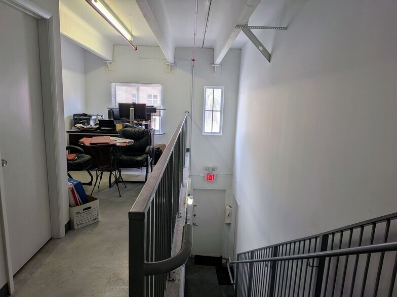 More Photos Of 12491 SW 134th Ct, Miami Light Distribution For Sale