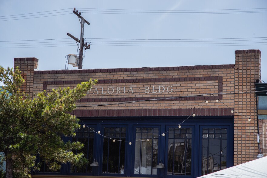 More Photos Of 2708 Main St, Santa Monica Storefront For Lease