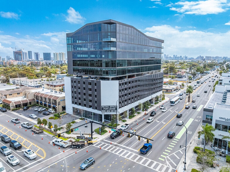 More Photos Of 800 N Federal Hwy, Hallandale Beach Office For Sale
