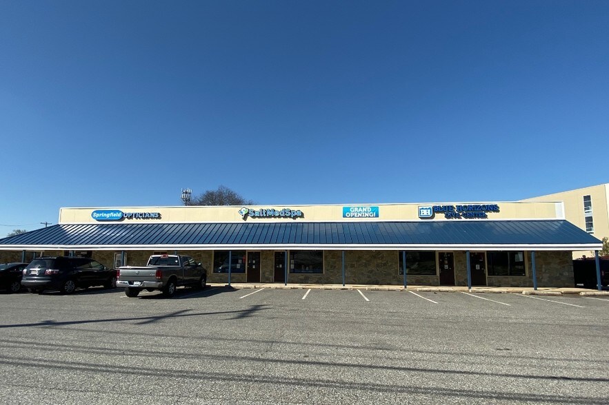 More Photos Of 16 Wilmington West Chester Pike, Chadds Ford Storefront For Lease