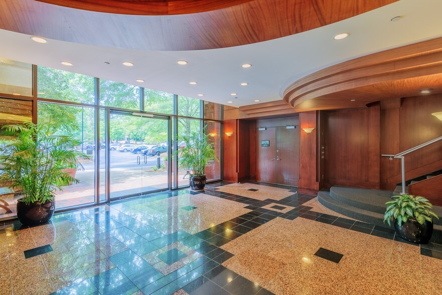 More Photos Of 6131 Falls of Neuse Rd, Raleigh Office For Lease