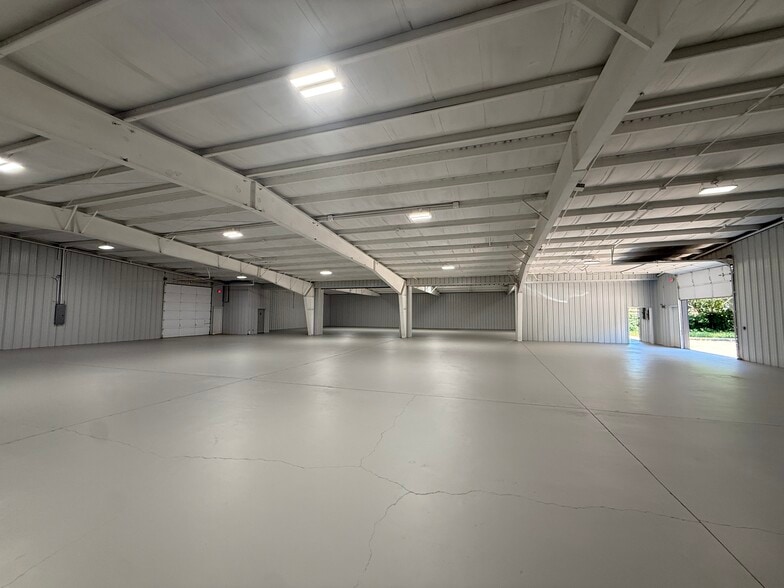 More Photos Of 15120 S 77th Ave, Bixby Manufacturing For Sale