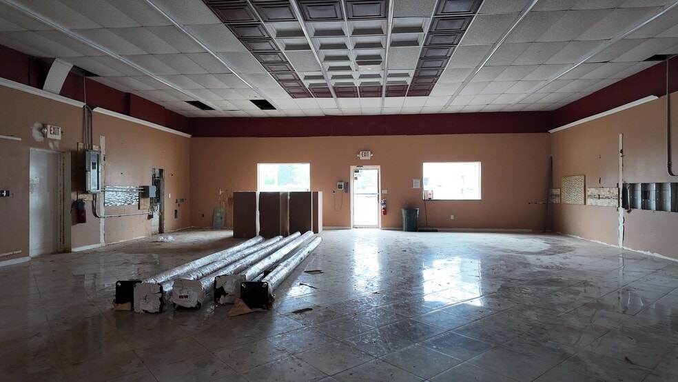 More Photos Of 179a South St, Freehold Unknown For Lease