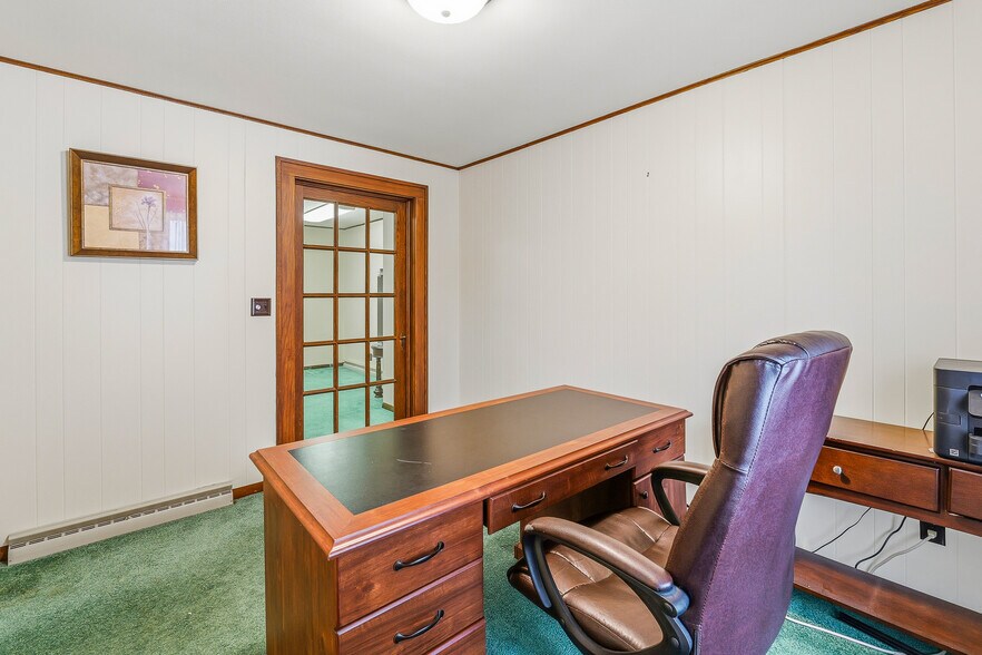 More Photos Of 181 S Main St, Markesan Office Residential For Sale