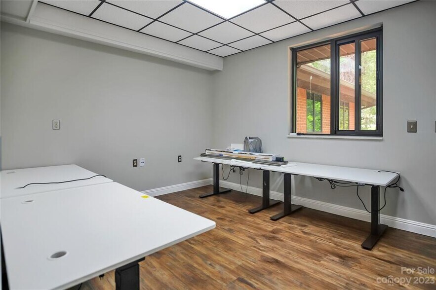More Photos Of 510 W King St, Kings Mountain Medical For Lease