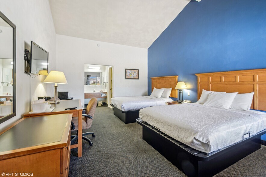 More Photos Of 1731 S State Route 127, Greenville Hotel For Sale