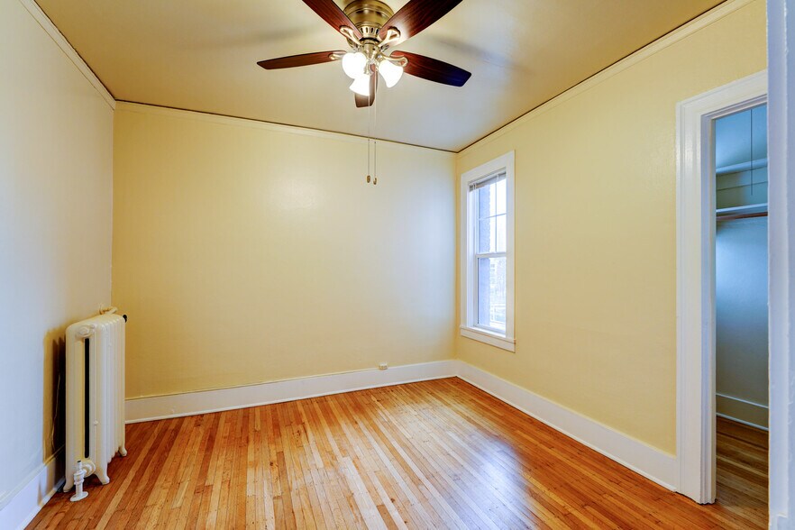 More Photos Of 1429 SW 14th Ave, Portland Apartments For Sale