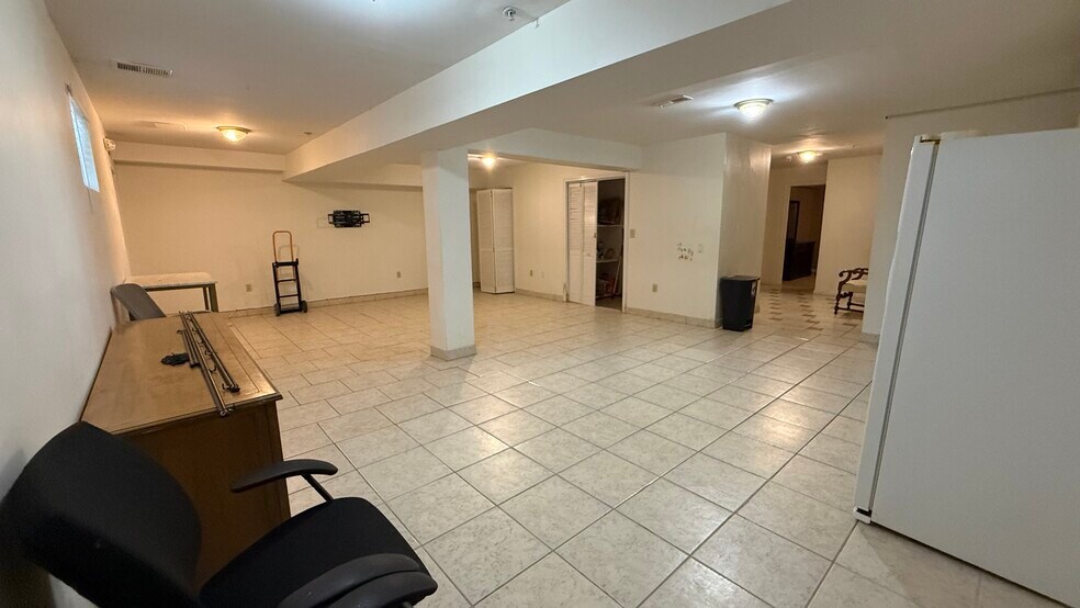 More Photos Of 5212 Astor Pl SE, Washington Assisted Living For Lease