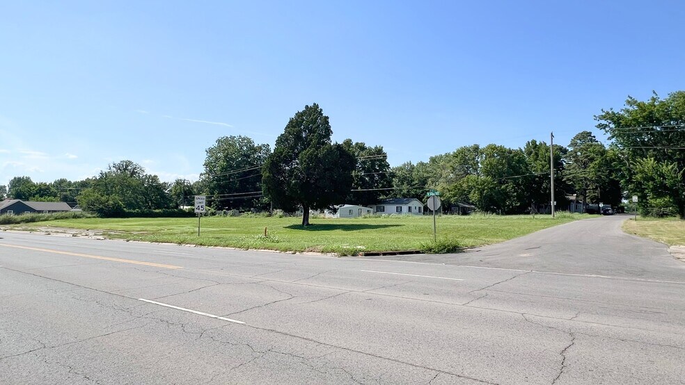 Primary Photo Of 4903 W Broadway St, Muskogee Land For Sale