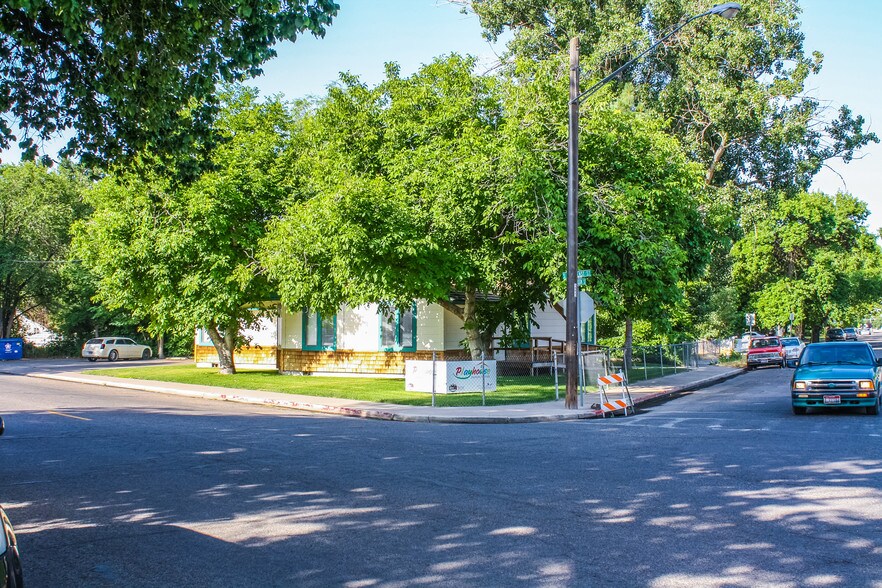 More Photos Of 125 S 10th, Mountain Home Medical For Sale