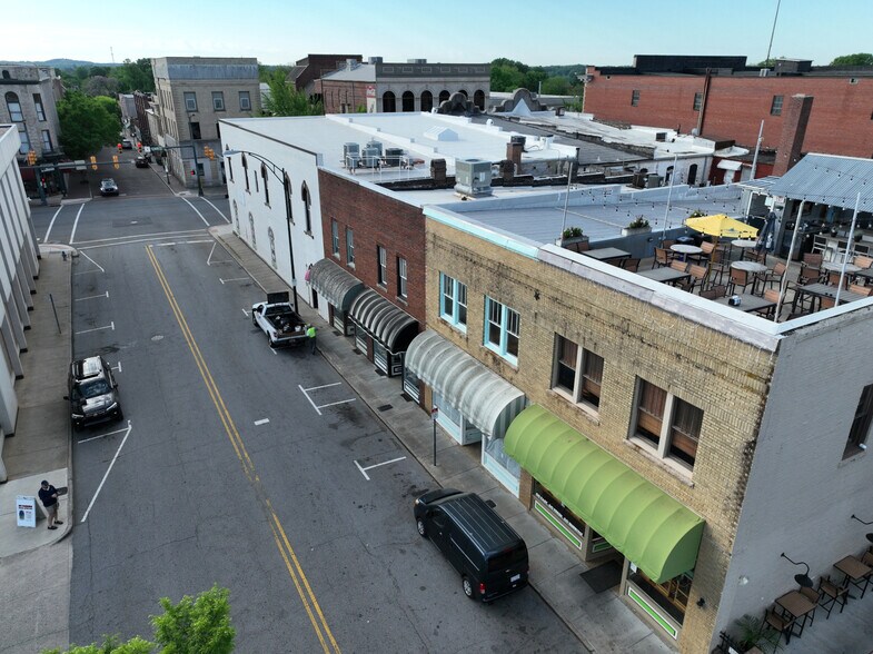 More Photos Of 113 W Fisher St, Salisbury Storefront Retail Office For Lease