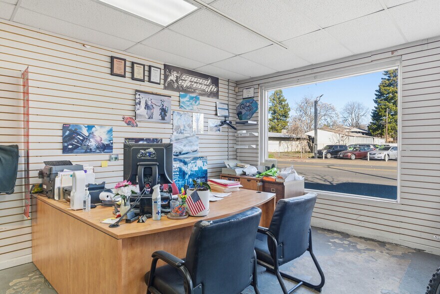 More Photos Of 1538 Park Ave, Chico General Retail For Sale