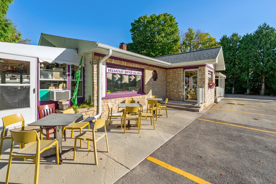 More Photos Of 7918 State Highway 42, Egg Harbor Restaurant For Sale