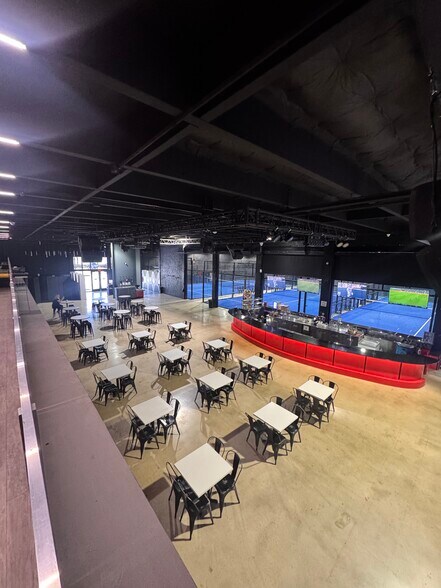 More Photos Of 1360 NW 88th Ave, Doral Bar For Sale