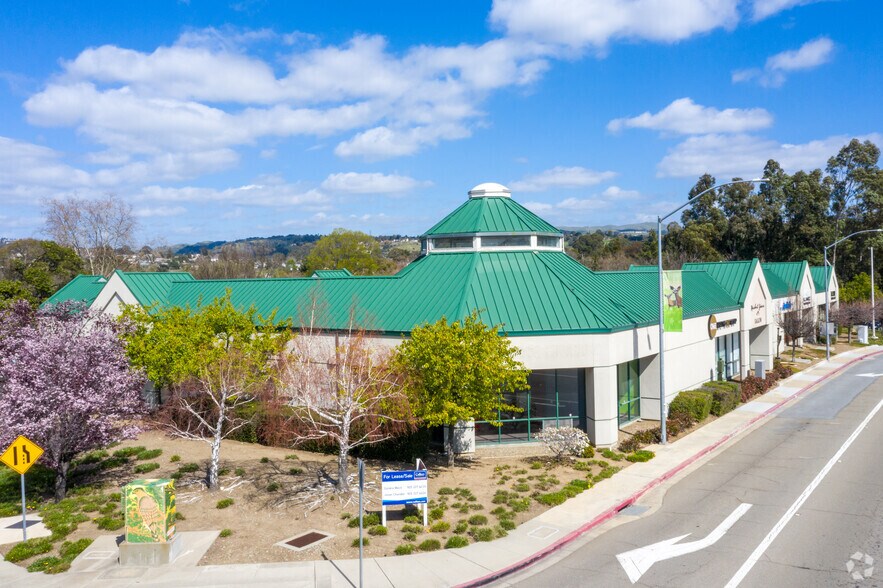 More Photos Of 3300 E Castro Valley Blvd, Castro Valley Unknown For Lease