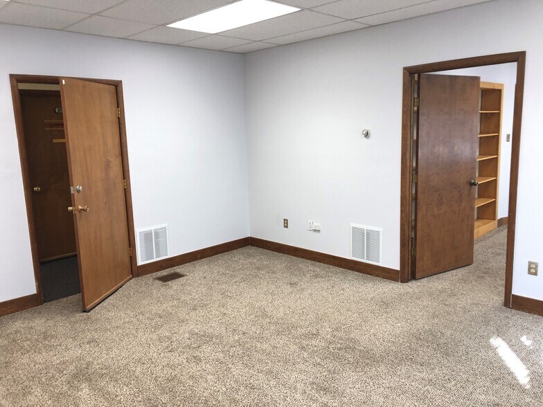 More Photos Of 601 E Seltice St, Post Falls Office For Lease