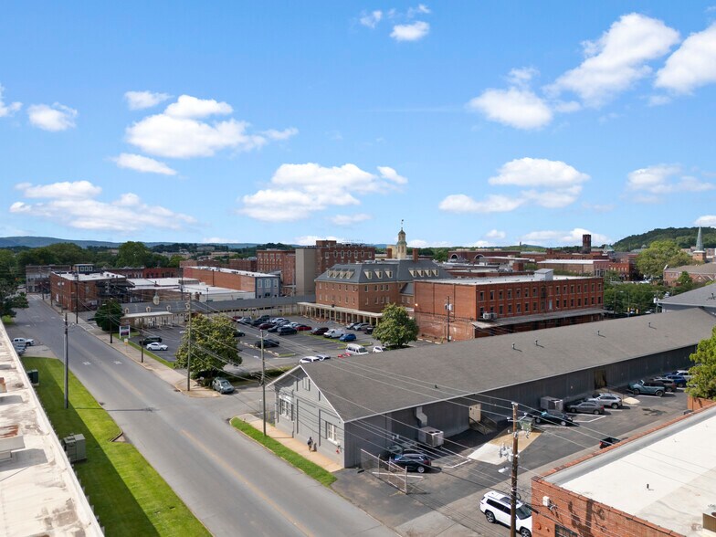 More Photos Of 200 E 2nd Ave, Rome Warehouse For Lease