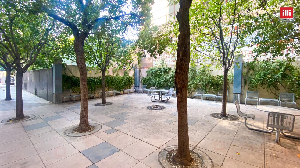 More Photos Of 333 S Spring St, Los Angeles Parking Garage For Lease