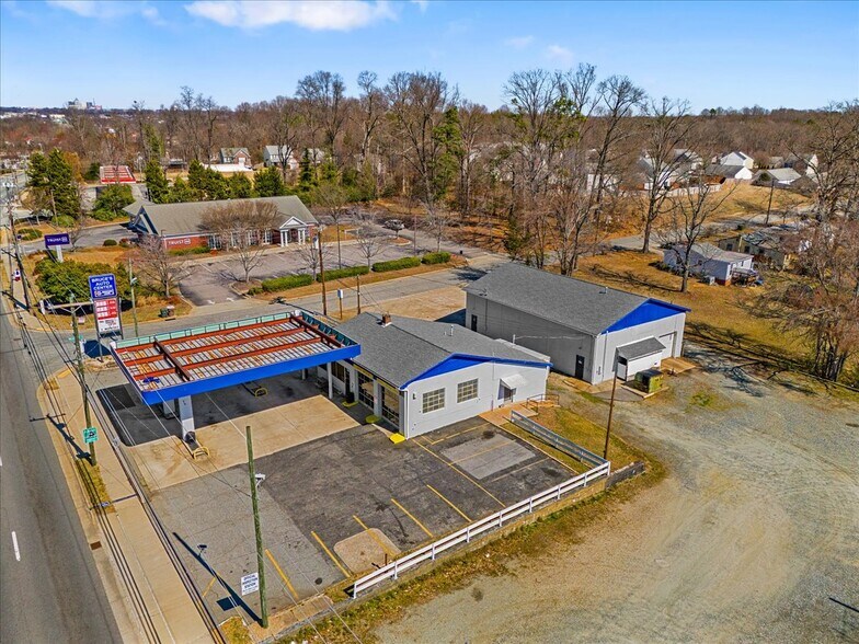 More Photos Of 2901 Randleman Rd, Greensboro Auto Repair For Sale