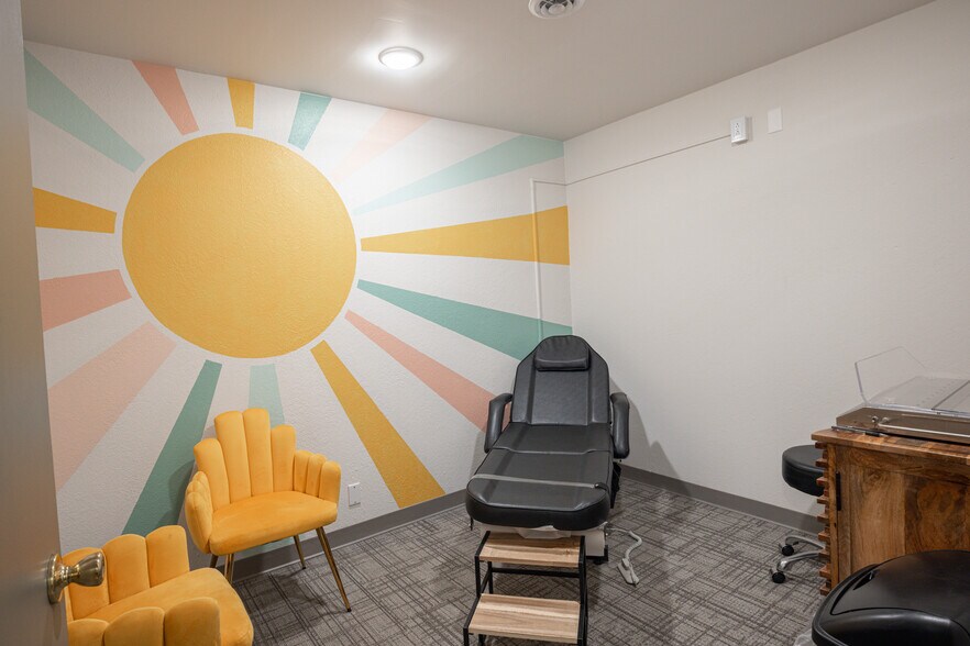 More Photos Of , Ardmore Office For Sale