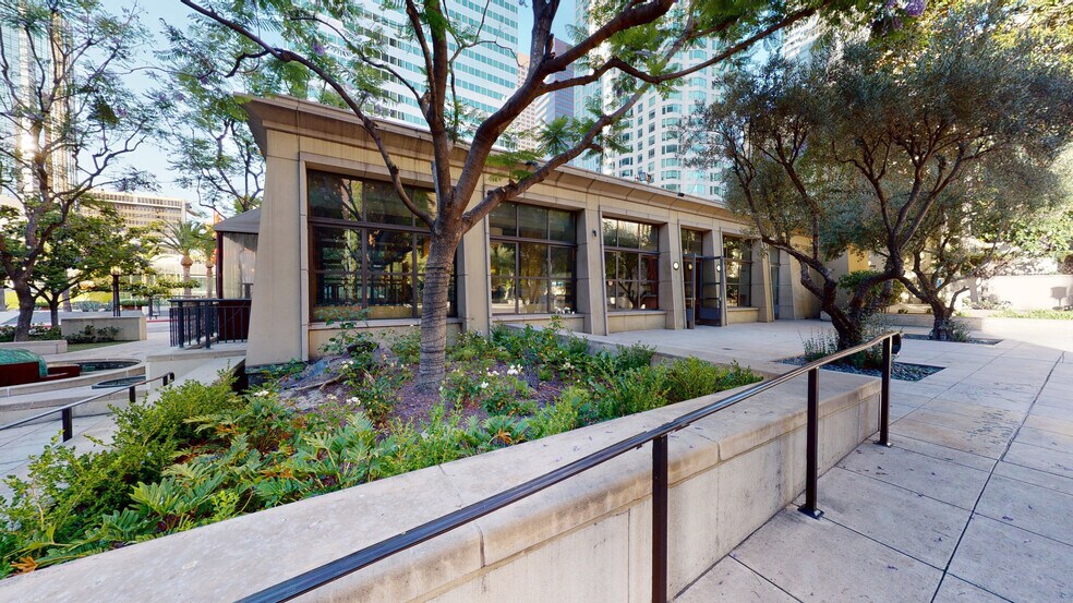 Primary Photo Of 700 W 5th St, Los Angeles Storefront For Lease