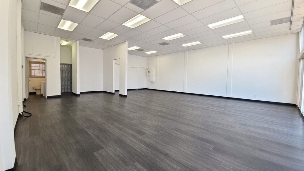More Photos Of 969 N Hill St, Los Angeles Storefront For Lease