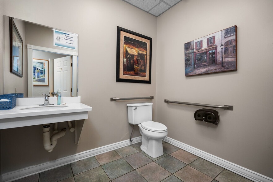 More Photos Of 2569 Charlevoix Rd, Petoskey Restaurant For Sale