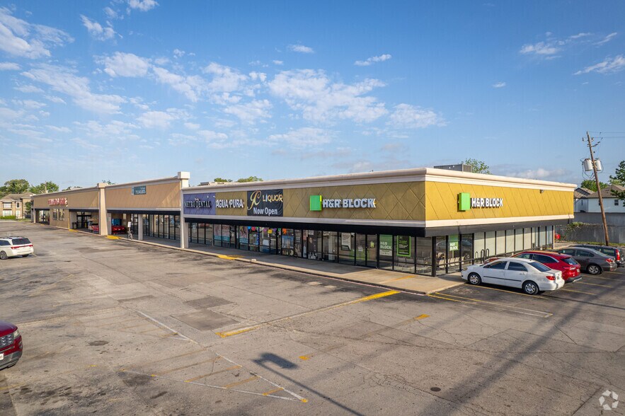Primary Photo Of 9474-9496 Hammerly Blvd, Houston Unknown For Lease