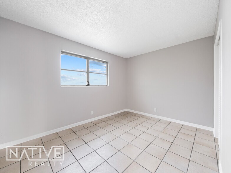 More Photos Of 701 NE 13th Ct, Fort Lauderdale Apartments For Sale