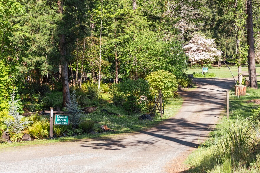 More Photos Of 49198 McKenzie Hwy, Vida Hospitality For Sale