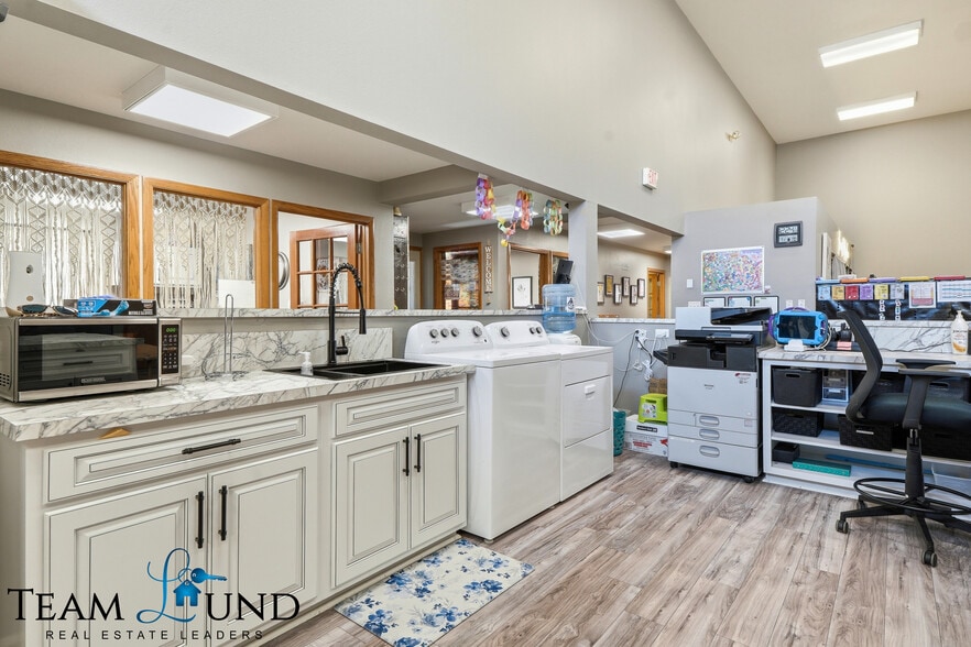 More Photos Of 915 S McKinley St, Casper Office Residential For Sale