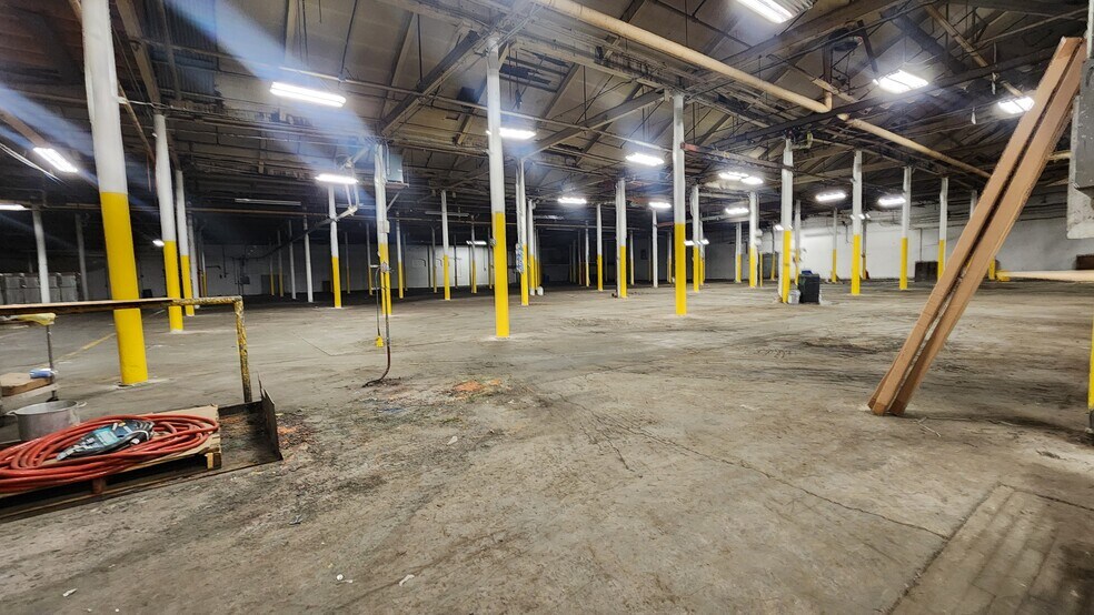 More Photos Of 100 E Diamond Ave, Hazleton Warehouse For Sale