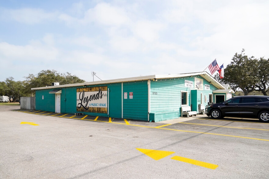 More Photos Of 3720 Highway 35, Fulton Restaurant For Sale