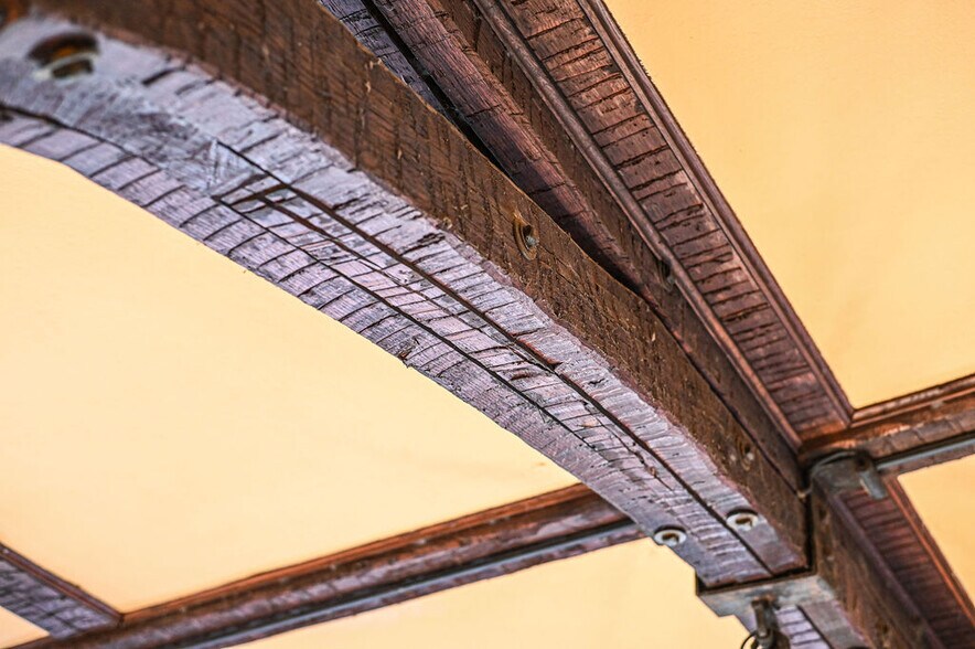 More Photos Of 1272 SW Fillmore St, Topeka Hospitality For Sale