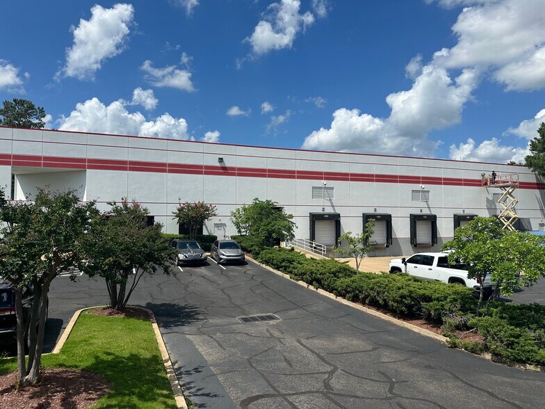 More Photos Of 3720 Distriplex Dr N, Memphis Distribution For Lease