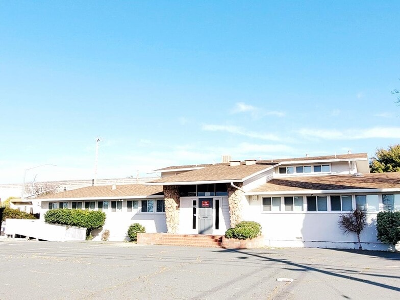 More Photos Of 2820 Broadmoor Ave, Concord Office For Sale