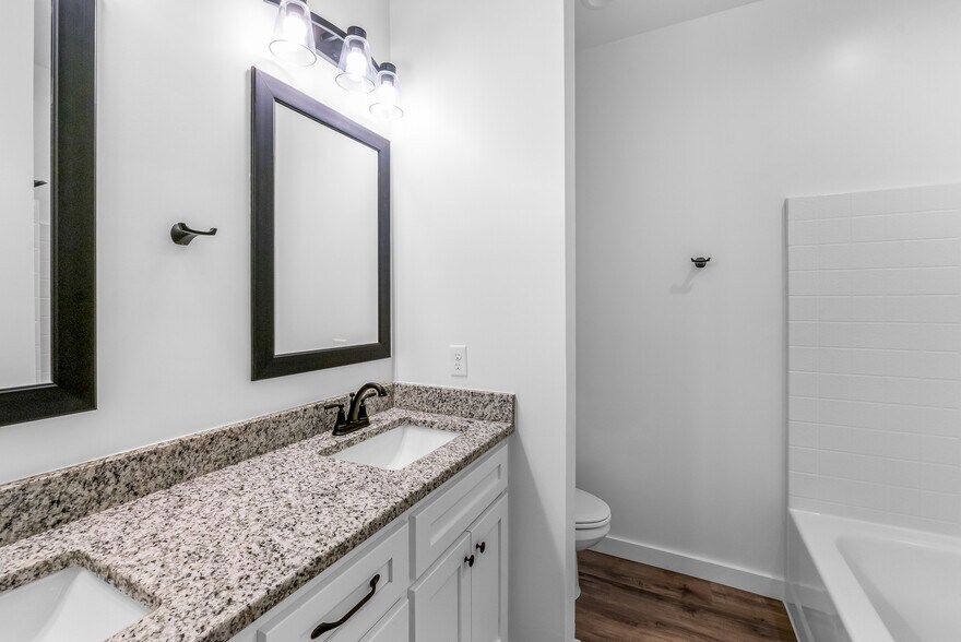 More Photos Of 1540 W Long St, Stephenville Apartments For Sale