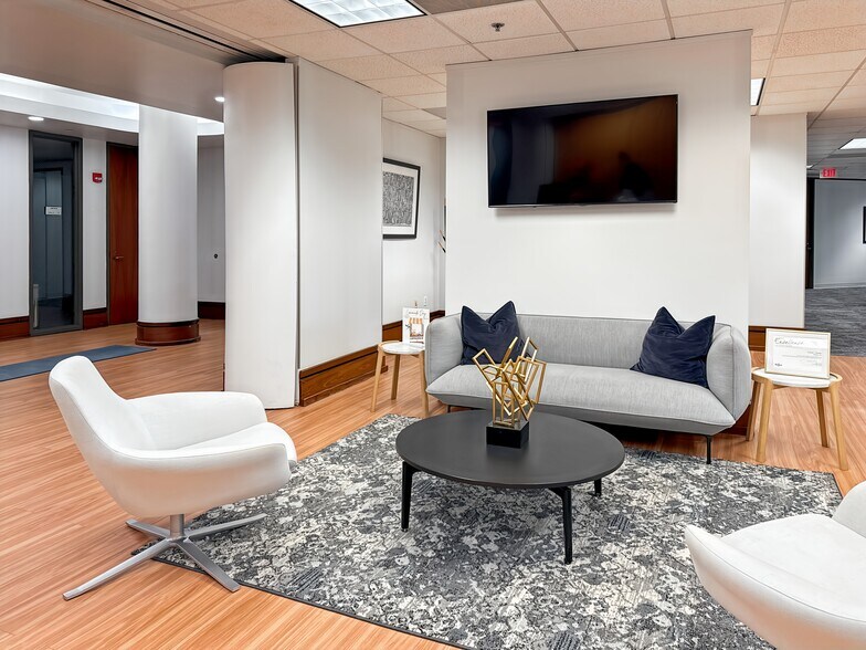 More Photos Of 8601 Six Forks Rd, Raleigh Coworking Space