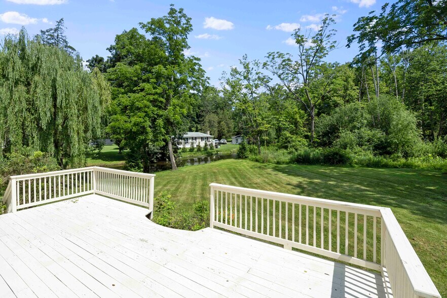 More Photos Of 490 Rt 46 Rd, Belvidere Light Distribution For Sale