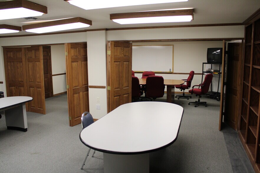More Photos Of 606 S 9th St, Las Vegas Office Residential For Sale