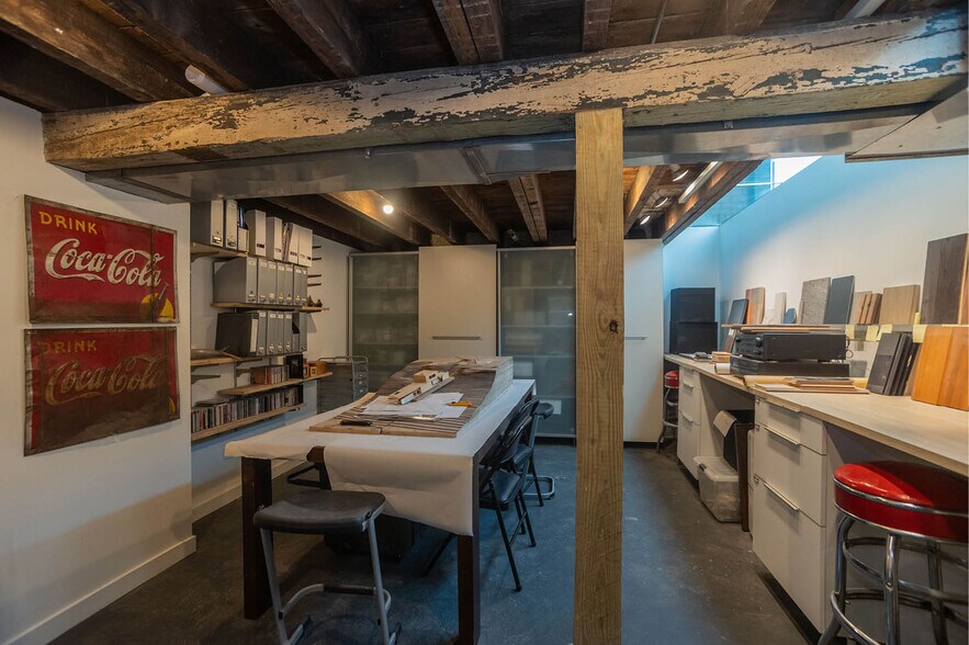 More Photos Of 3489 N Elston Ave, Chicago Storefront Retail Office For Sale