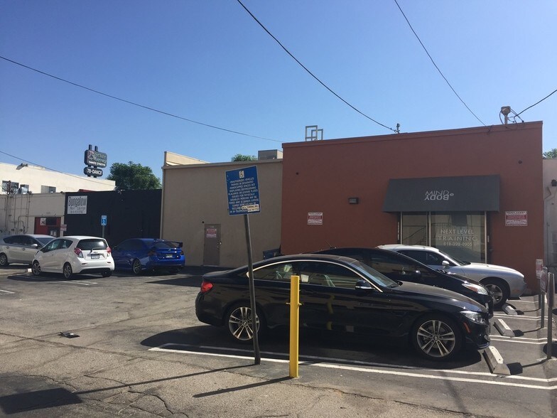More Photos Of 4617 Van Nuys Blvd, Sherman Oaks Storefront For Lease
