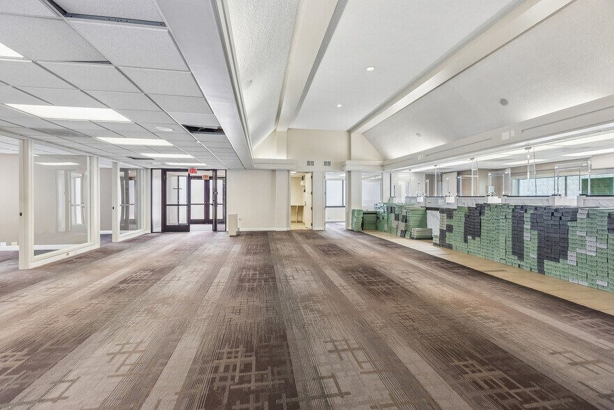 More Photos Of 9630 S Tryon St, Charlotte Bank For Sale
