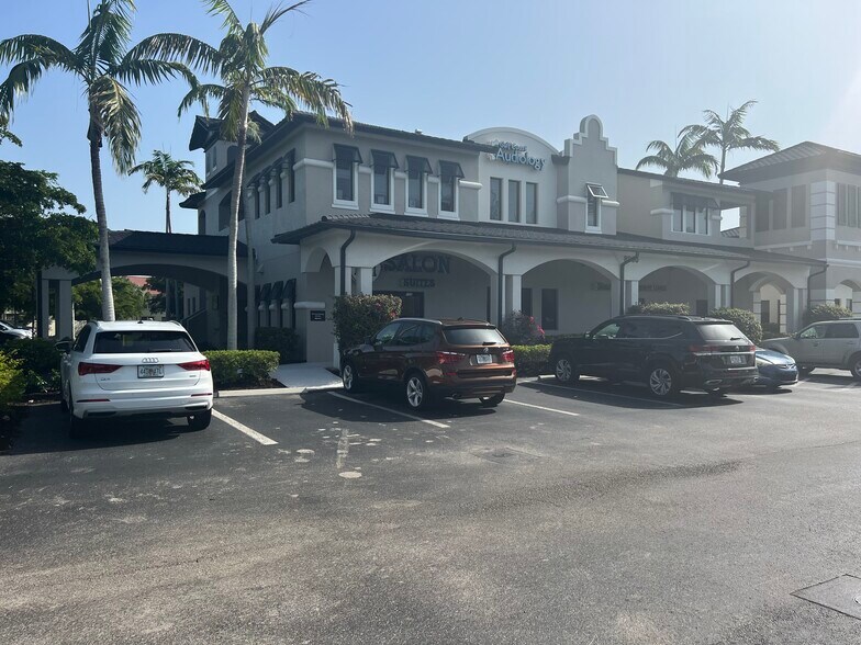 More Photos Of 8880 Gladiolus Dr, Fort Myers Unknown For Lease