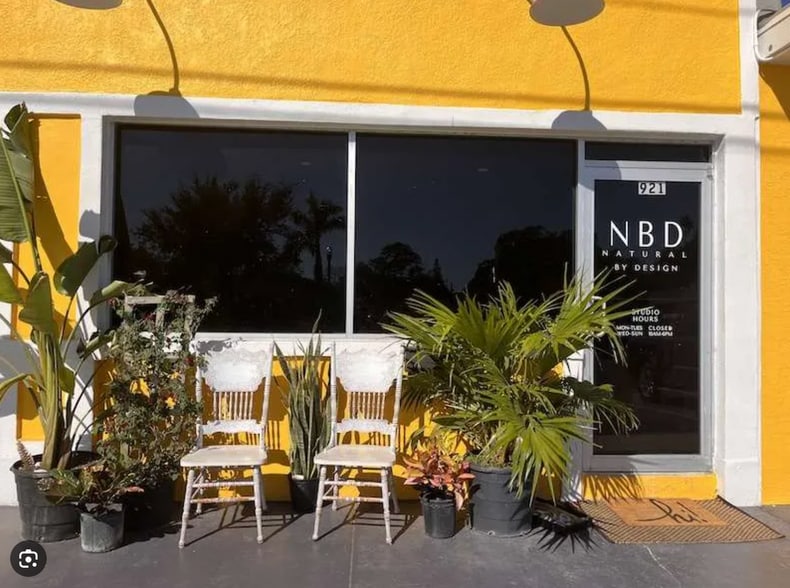 More Photos Of 923 49th St S, Gulfport Storefront Retail Office For Lease