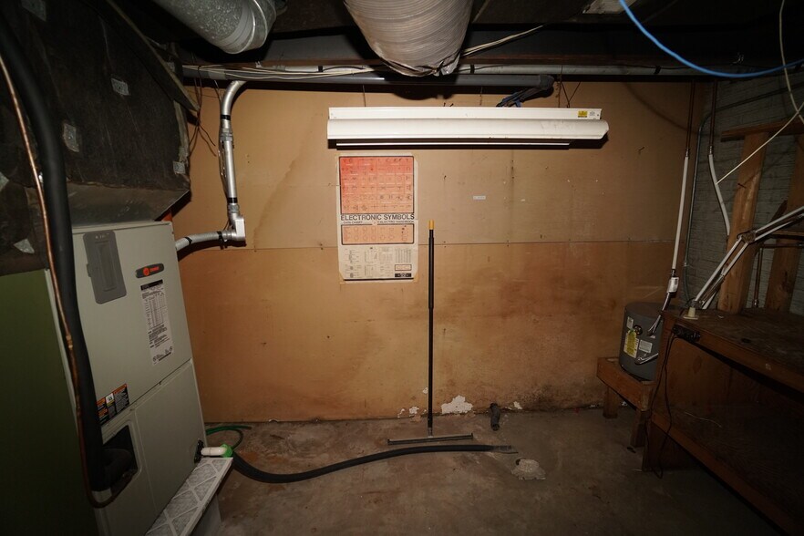 More Photos Of 2414 S Leonard Rd, Saint Joseph Office For Sale