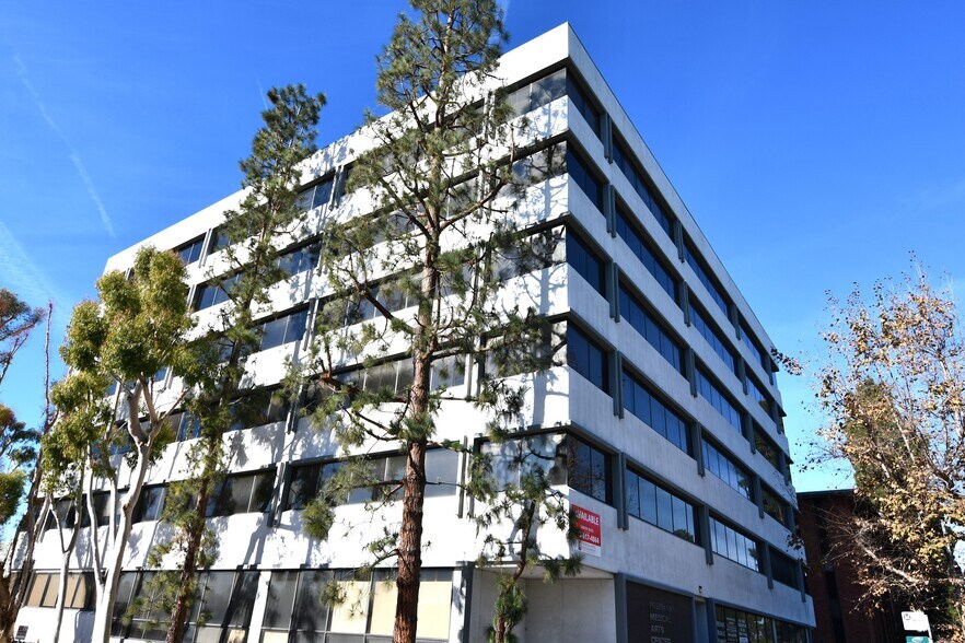 More Photos Of 301 N Prairie Ave, Inglewood Medical For Sale