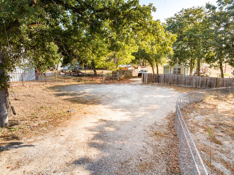 More Photos Of 547 Highway 95 S, Elgin Land For Sale