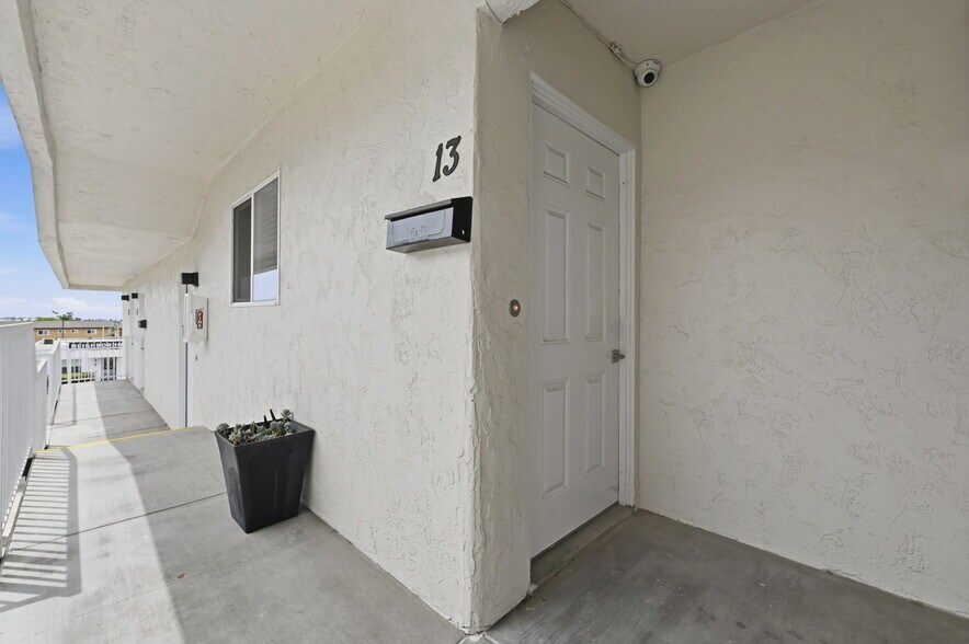 More Photos Of 2005 Highland Ave, National City Apartments For Sale