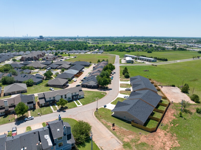 More Photos Of 11501 N Oklahoma Ave, Oklahoma City Apartments For Sale
